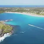 CARIBE DO ATLÂNTICO,PRAIA DO FORNO, GRUTA AZUl